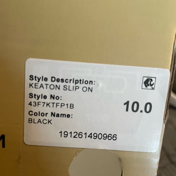 Brand new size 10 Michael Kors slip on sneaker. Color: black. $90 obo - Picture 4 of 4